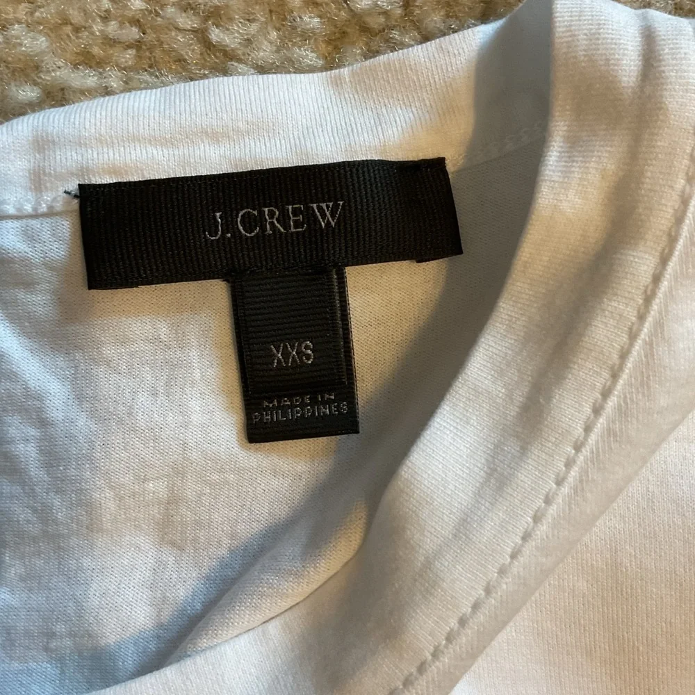 J. Crew White Tie-back, Eyelet Ruffle Tee Coquette Preppy Shirt Size XXS.